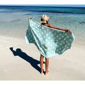 Seven Seas Turkish Towel / Sarong - Premium Hearts - Fuschia Pink